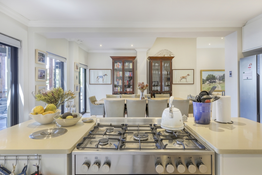 2 Bedroom Property for Sale in Green Point Western Cape